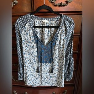 Lucky brand ladies top